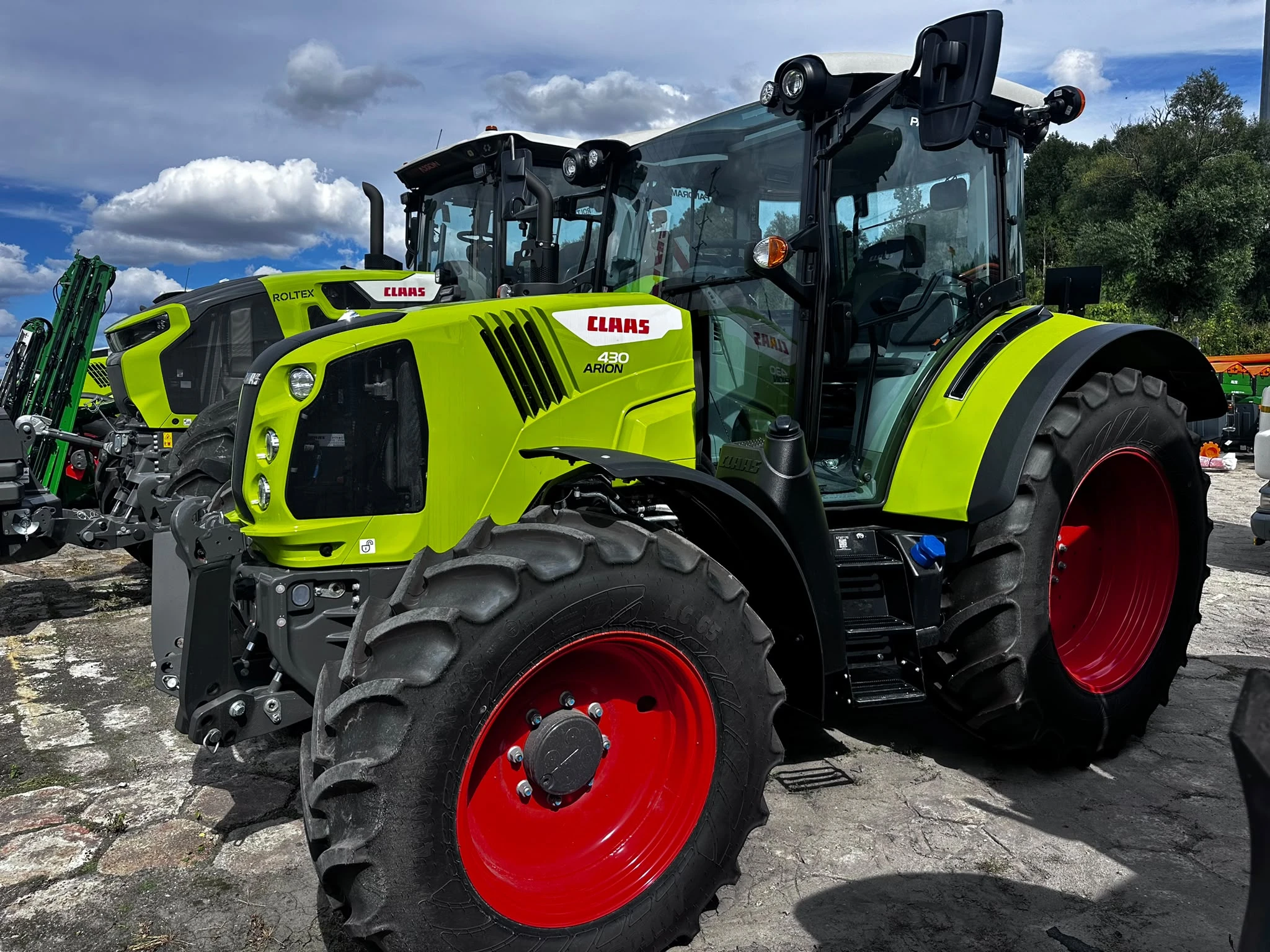 CLAAS ARION 430