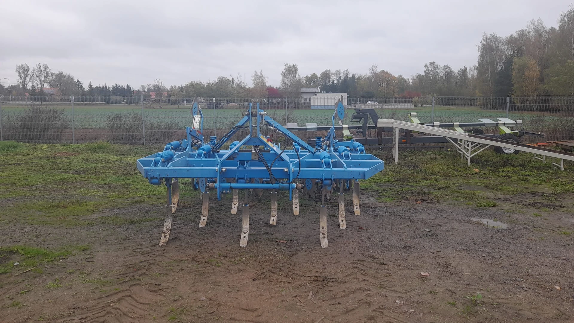 KULTYWATOR KARAT 10/300 U LEMKEN